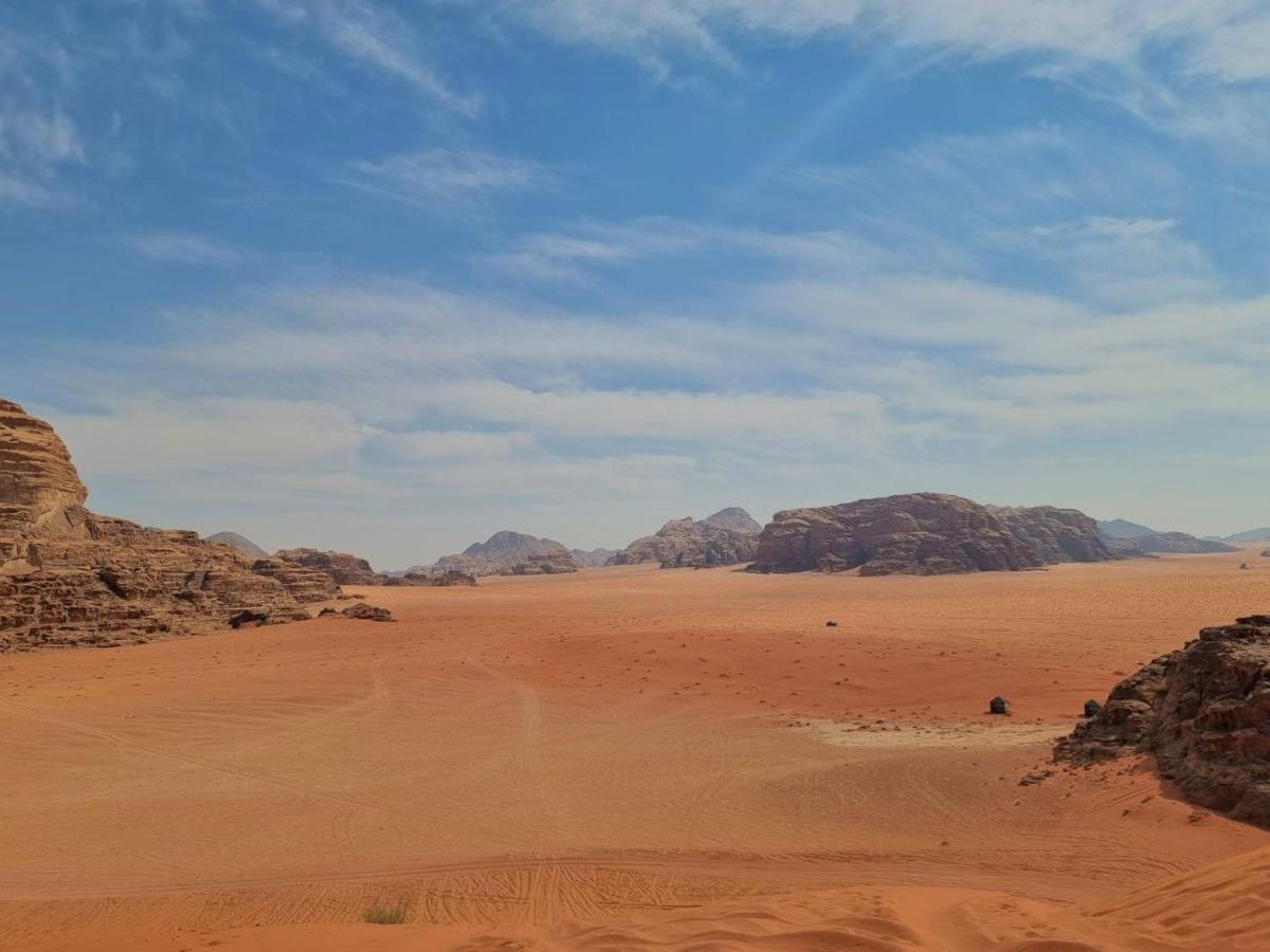 Wadi Rum Oscar Camp Exteriör bild