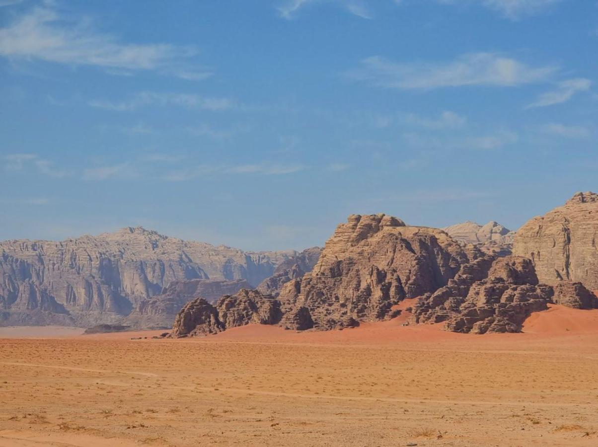 Wadi Rum Oscar Camp Exteriör bild