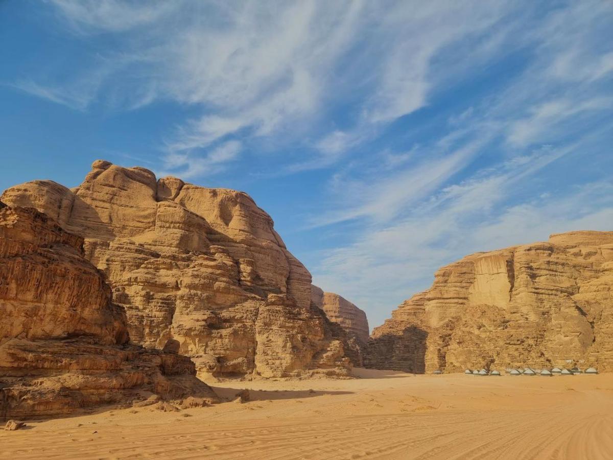 Wadi Rum Oscar Camp Exteriör bild