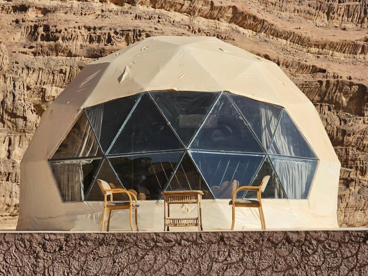 Wadi Rum Oscar Camp Exteriör bild