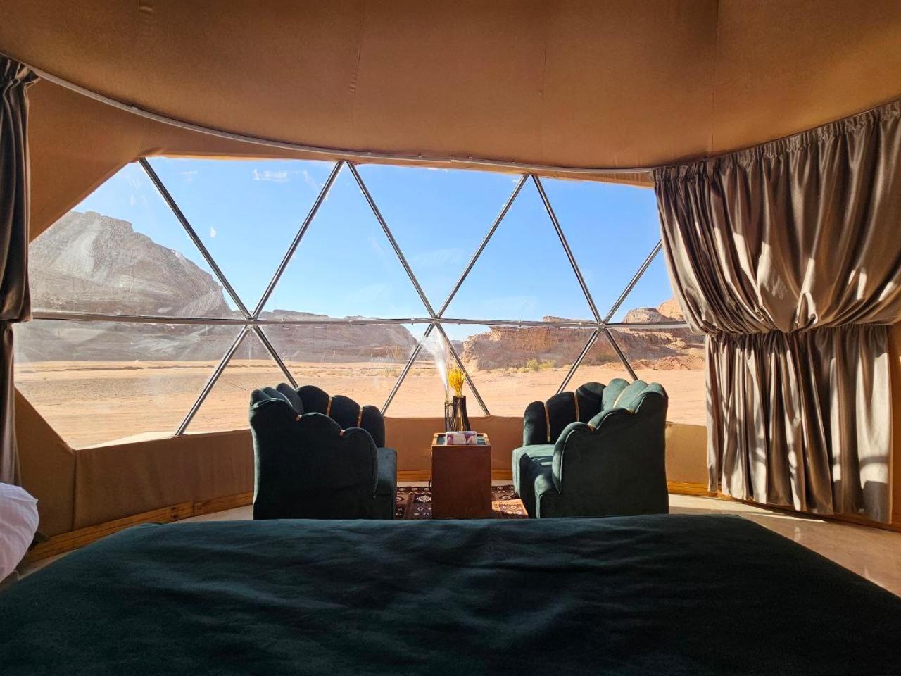 Wadi Rum Oscar Camp Exteriör bild