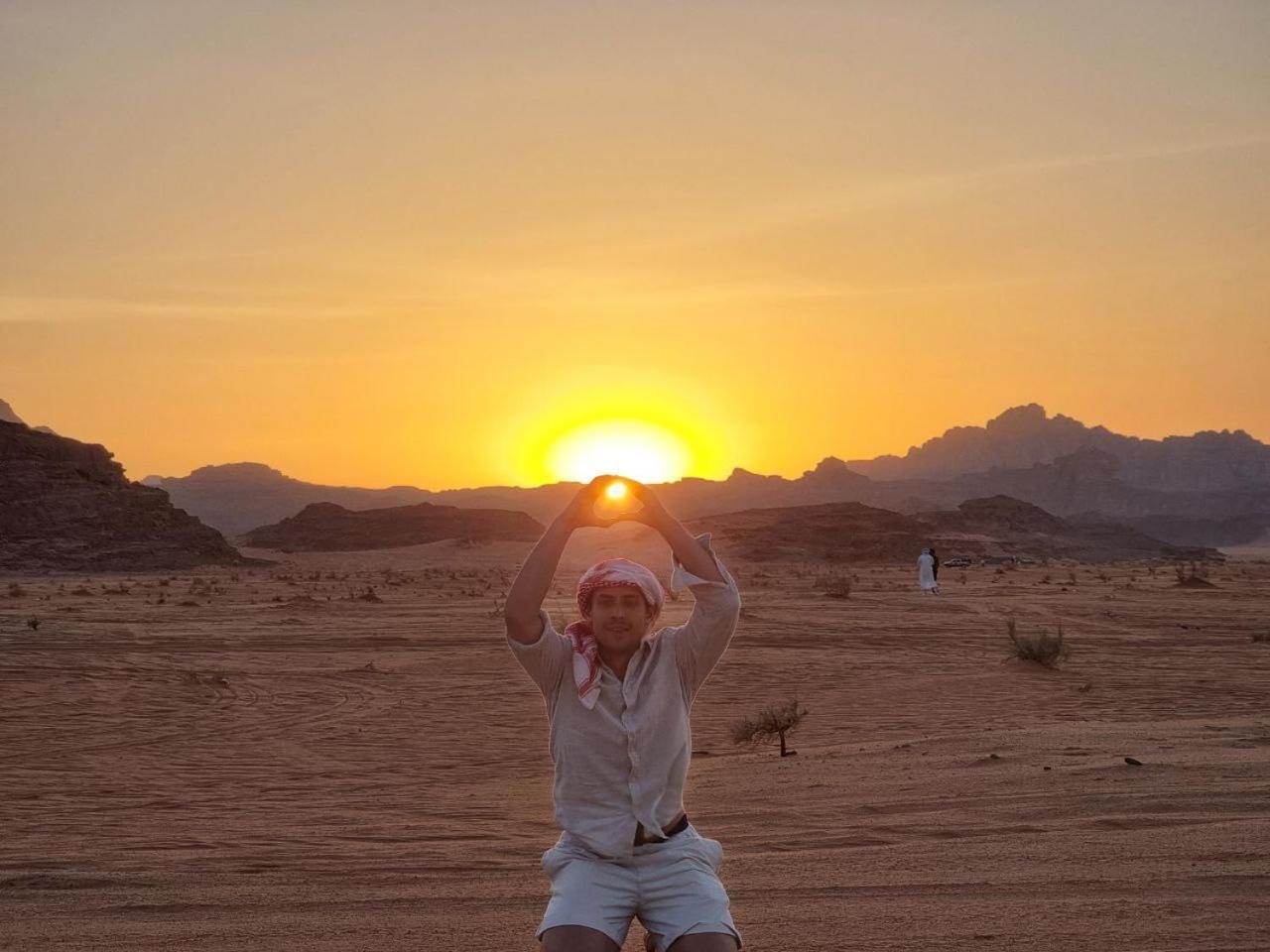 Wadi Rum Oscar Camp Exteriör bild